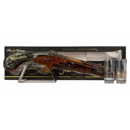 Mocambo Ron Añejo 10 Years Solera Limitada Edición Anniversario Buccaneer Pistol 40% Vol. 0,2l dovanų dėžutėje su dviem taurelėmis
