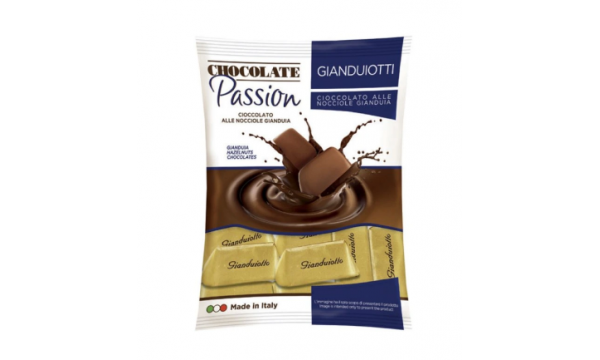 Lazdynų riešutų ir kakavos saldainiai Gianduiotti 90g