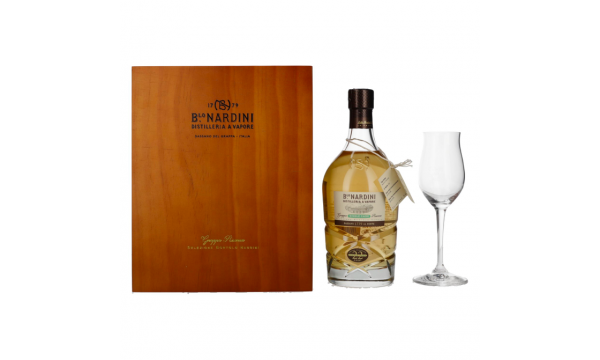 Nardini Grappa Riserva 22 ANNI Single Cask 45% Vol. 0,7l dovanų dėžutėje su taure