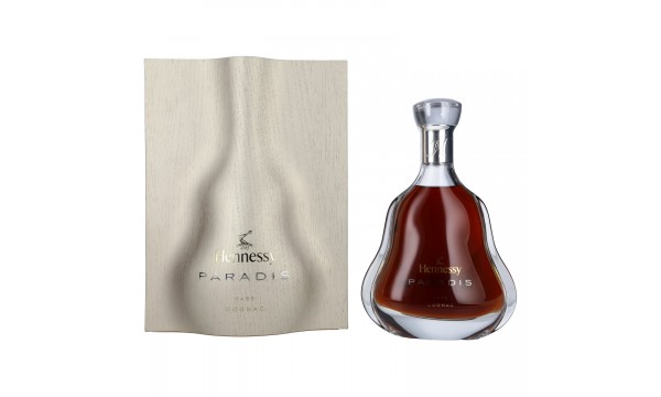 Hennessy PARADIS Rare Cognac 40% Vol. 0,7l dovanų dėžutėje Hennessy PARADIS Rare Cognac 40% Vol. 0,7l dovanų dėžutėje