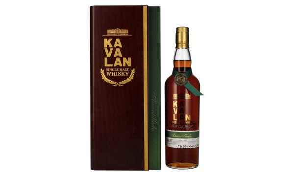 Kavalan SOLIST Amontillado Cask 56,3% Vol. 0,7l medinėje dėžutėje