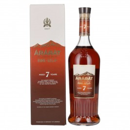 Ararat 7 Years Old 40% Vol. 0,7l dovanų dėžutėje