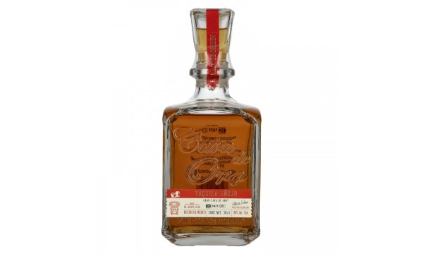Gran Cava de Oro Tequila AÑEJO 100% de Agave Azul 40% Vol. 0,7l